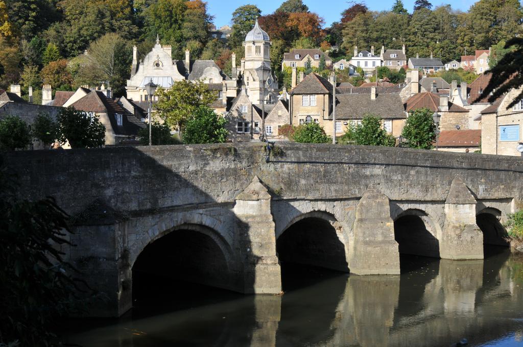 เดอะ สวอน Hotel Bradford-On-Avon ภายนอก รูปภาพ