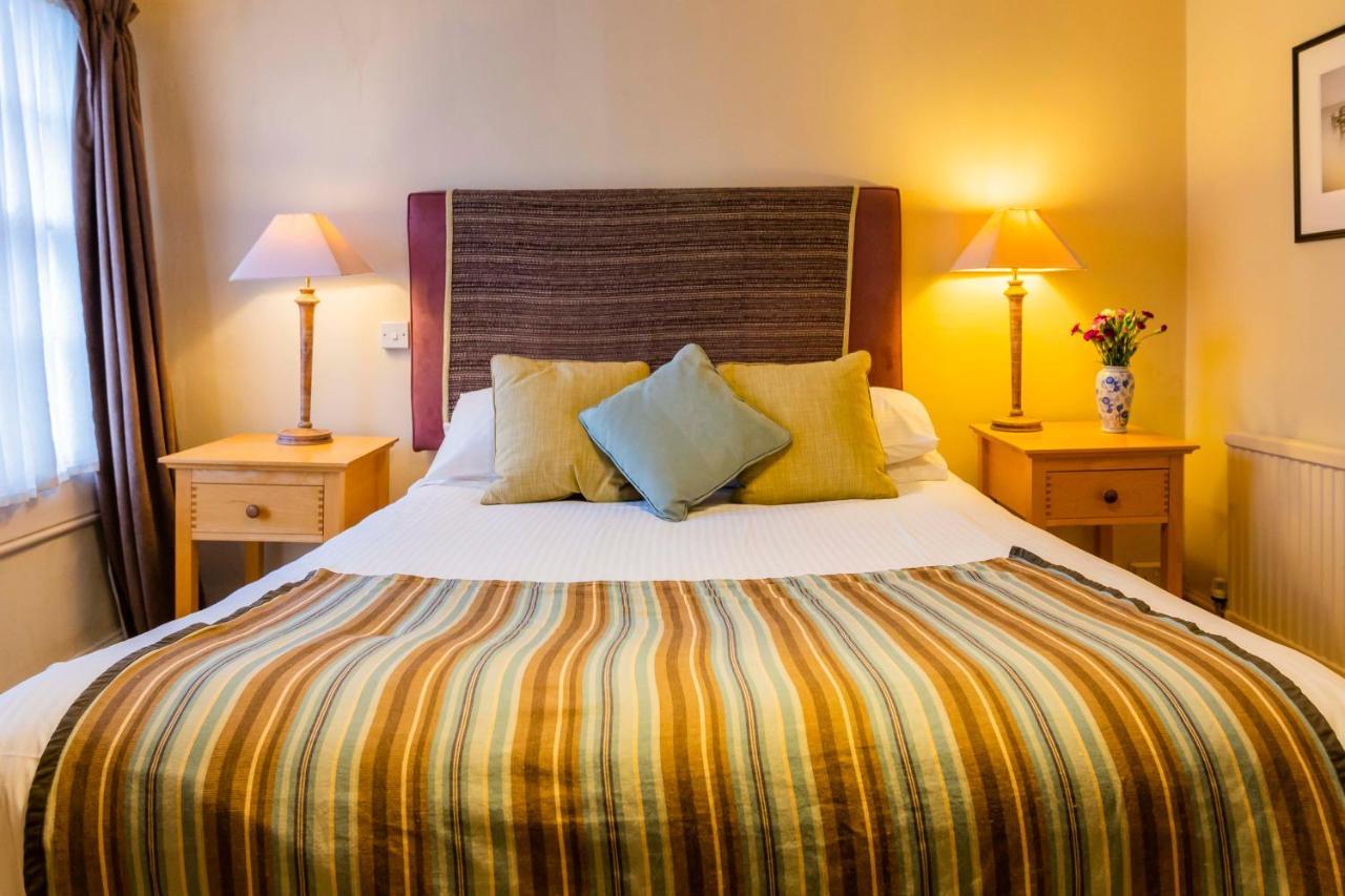 เดอะ สวอน Hotel Bradford-On-Avon ภายนอก รูปภาพ