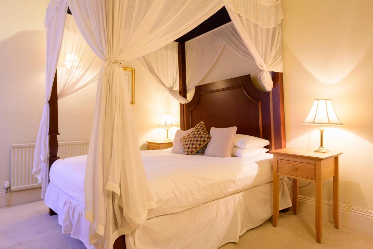 เดอะ สวอน Hotel Bradford-On-Avon ภายนอก รูปภาพ